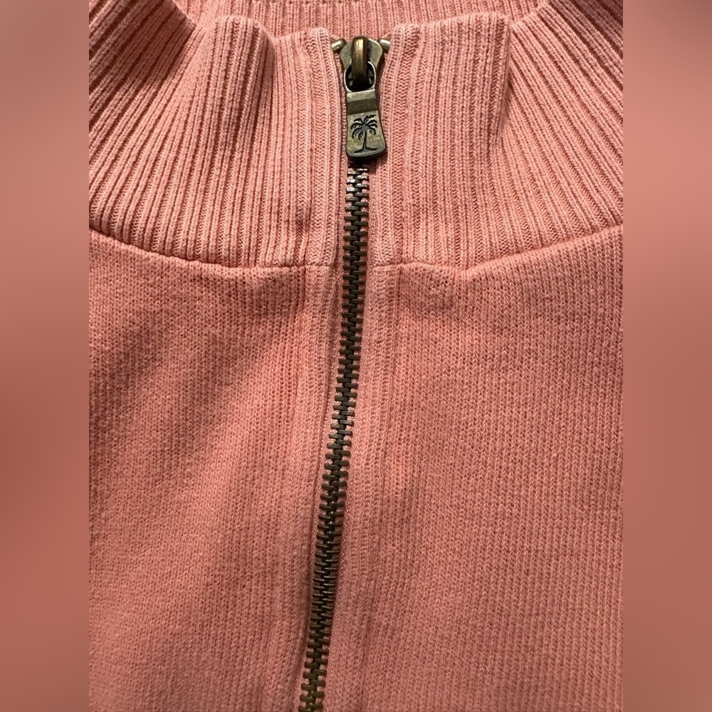 Tommy Bahama Athleisure Ribbed 100% Cotton Coral Knit 1/4 Top and Cropped Pants. - Picture 10 of 16